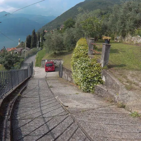 Holiday home Gli Ulivi Di Nesso